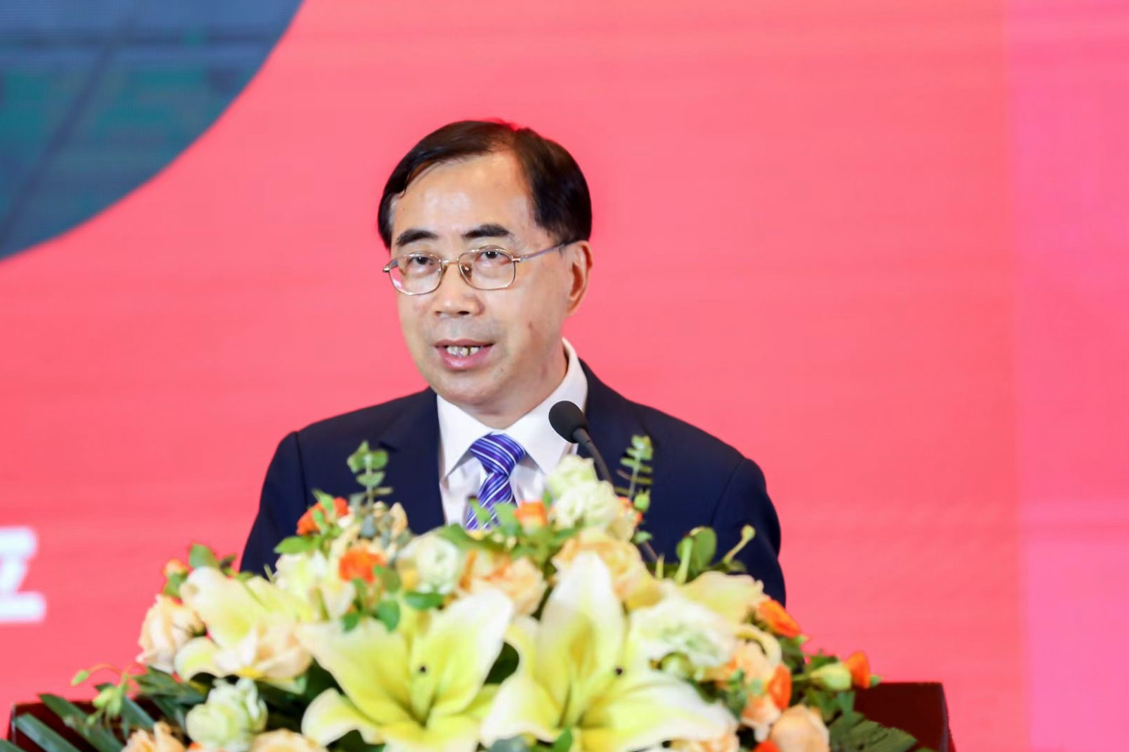 浙江省飯店業(yè)協(xié)會(huì)會(huì)長(zhǎng)、君瀾酒店集團(tuán)總裁王建平先生發(fā)言